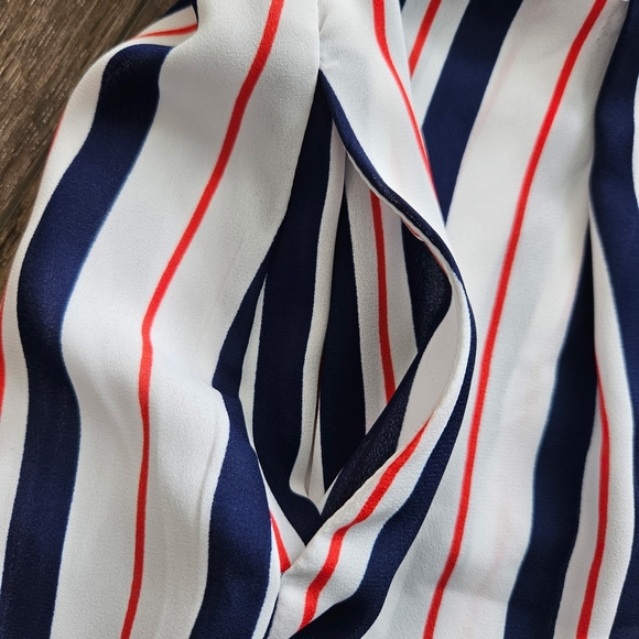 Show Me Your Mumu Sawyer Shorts Women Sz XS Red/White / Blue Flared Leg - Picture 3 of 13